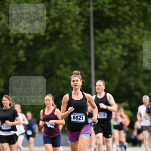 29.06.2025 - hella hamburg halbmarathon Dr. Thomas Lammeyer http://msf.ph/oto/8437868 29.06.2025 10:56:01 Kennedybrücke 1203, 1404, 1418, 1617, 2202, 2484, 2485, 2736, 2778, 3038, 4652, 4878, 5062, 5286, 5289, 5357, 5394, 5534, 5716, 6091, 6945, 6954, 7012, 7770, 7771, 7825, 7938, 7992, 8040, 8200, 8410, 8621, 9462, 10521, 10552, 10614, 10636, 10673, 10830 meine-sportfotos.de