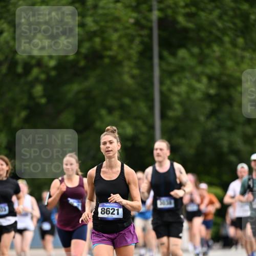 29.06.2025 - hella hamburg halbmarathon Dr. Thomas Lammeyer http://msf.ph/oto/8437882 29.06.2025 10:56:01 Kennedybrücke 1203, 1404, 1418, 1617, 2202, 2484, 2485, 2736, 2778, 3038, 4652, 4878, 5062, 5286, 5289, 5357, 5394, 5534, 5716, 6091, 6945, 6954, 7012, 7770, 7771, 7825, 7938, 7992, 8040, 8200, 8410, 8621, 9462, 10521, 10552, 10614, 10636, 10673, 10830 meine-sportfotos.de