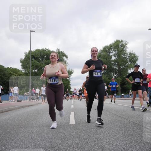 29.06.2025 - hella hamburg halbmarathon Luisa Fischer http://msf.ph/oto/8437999 29.06.2025 10:58:08 Kennedybrücke 6279, 5216, 12283, 1033, 1767, 5430, 5500, 6279, 6988, 8801, 8803, 10331 meine-sportfotos.de