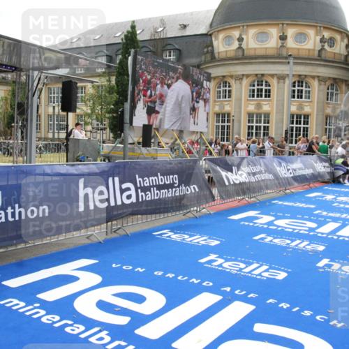 29.06.2025 - hella hamburg halbmarathon Michael Strokosch http://msf.ph/oto/8438115 29.06.2025 10:22:07 Ziel 13751, 16068, 17886, 18693 meine-sportfotos.de