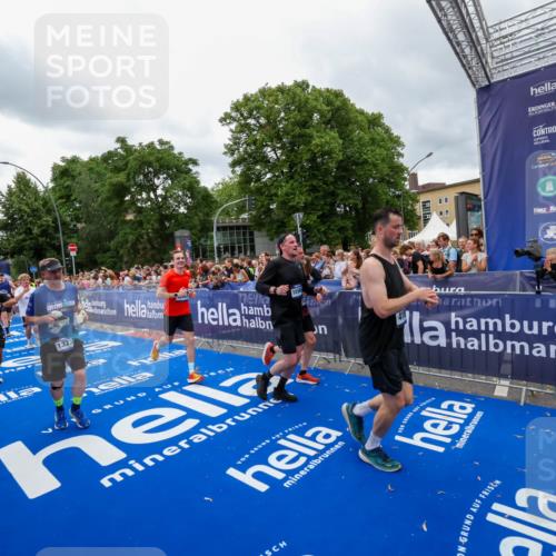 29.06.2025 - hella hamburg halbmarathon Zöllner http://msf.ph/oto/8438623 29.06.2025 10:55:29 Ziel 1130, 2252, 2771, 4189, 4951, 5287, 5319, 6591, 6938, 8487, 13234, 13236, 16213, 16334, 16609, 16985, 17603, 17940 meine-sportfotos.de