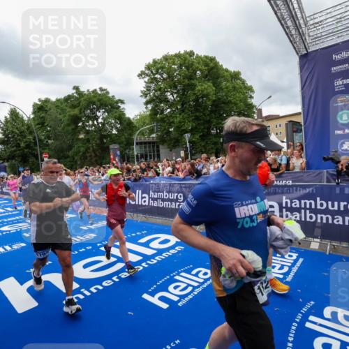 29.06.2025 - hella hamburg halbmarathon Zöllner http://msf.ph/oto/8438707 29.06.2025 10:55:30 Ziel 1130, 2252, 2771, 4189, 4951, 5287, 5319, 6591, 6938, 8487, 12584, 13234, 13236, 14036, 16213, 16334, 16609, 16985, 17603, 17940 meine-sportfotos.de