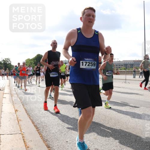 29.06.2025 - hella hamburg halbmarathon Lena Gebhardt http://msf.ph/oto/8439580 29.06.2025 09:52:47 Lombardsbrücke 17259, 4080, 4691, 10000, 1070, 1139, 1163, 1169, 1176, 1220, 1415, 1468, 1512, 1613, 1782, 2048, 2189, 2213, 2233, 2788, 2970, 3021, 3098, 3109, 3124, 3618, 3852, 3907, 3917, 3928, 4080, 4277, 4497, 4565, 4691, 4871, 4915, 4933, 4981, 5007, 5011, 5476, 5477, 5682, 6152, 6550, 6716, 7005, 7067, 7093, 7147, 7191, 7325, 7432, 7451, 7599, 7843, 7865, 7961, 8145, 8467, 8852, 9348, 10741, 10796, 11062, 11495, 11679, 11779, 12046, 12772, 13403, 13614, 14257 meine-sportfotos.de