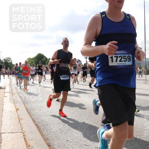 29.06.2025 - hella hamburg halbmarathon Lena Gebhardt http://msf.ph/oto/8439626 29.06.2025 09:52:47 Lombardsbrücke 4691, 1920, 14661, 10000, 17259, 1870, 1070, 1139, 1163, 1169, 1176, 1220, 1415, 1468, 1512, 1613, 1782, 2048, 2189, 2213, 2233, 2788, 2970, 3021, 3098, 3109, 3124, 3618, 3852, 3907, 3917, 3928, 4080, 4277, 4497, 4565, 4691, 4871, 4915, 4933, 4981, 5007, 5011, 5476, 5477, 5682, 6152, 6550, 6716, 7005, 7067, 7093, 7147, 7191, 7325, 7432, 7451, 7599, 7843, 7865, 7961, 8145, 8467, 8852, 9348, 10741, 10796, 11062, 11495, 11679, 11779, 12046, 12772, 13403, 13614, 14257 meine-sportfotos.de