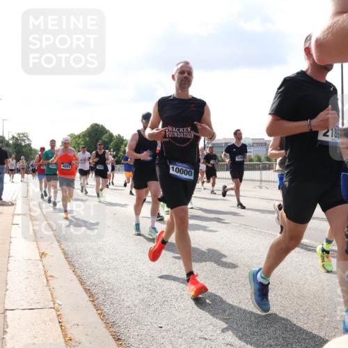 29.06.2025 - hella hamburg halbmarathon Lena Gebhardt http://msf.ph/oto/8439669 29.06.2025 09:52:47 Lombardsbrücke 2, 16414, 4691, 18920, 10000, 18765, 2189, 1070, 1139, 1163, 1169, 1176, 1220, 1415, 1468, 1512, 1613, 1782, 2048, 2189, 2213, 2233, 2788, 2970, 3021, 3098, 3109, 3124, 3618, 3852, 3907, 3917, 3928, 4080, 4277, 4497, 4565, 4691, 4871, 4915, 4933, 4981, 5007, 5011, 5476, 5477, 5682, 6152, 6550, 6716, 7005, 7067, 7093, 7147, 7191, 7325, 7432, 7451, 7599, 7843, 7865, 7961, 8145, 8467, 8852, 9348, 10741, 10796, 11062, 11495, 11679, 11779, 12046, 12772, 13403, 13614, 14257 meine-sportfotos.de