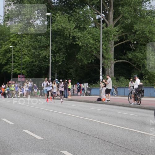 29.06.2025 - hella hamburg halbmarathon Luisa Fischer http://msf.ph/oto/8439842 29.06.2025 09:32:38 Kennedybrücke 1, 5, 7, 11, 16, 22, 23, 25, 59 meine-sportfotos.de
