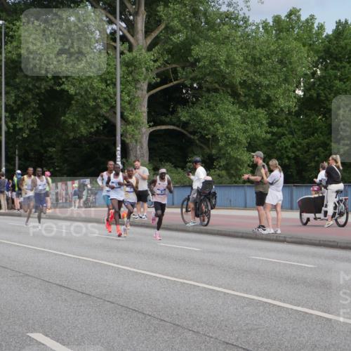 29.06.2025 - hella hamburg halbmarathon Luisa Fischer http://msf.ph/oto/8439884 29.06.2025 09:32:40 Kennedybrücke 16, 4, 5, 7, 10, 11, 16, 22, 23, 25, 59 meine-sportfotos.de