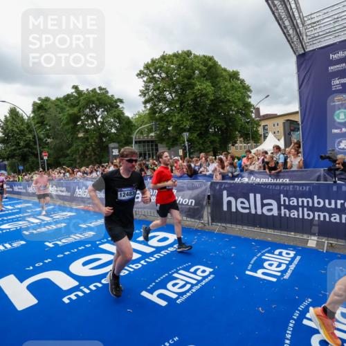 29.06.2025 - hella hamburg halbmarathon Zöllner http://msf.ph/oto/8439976 29.06.2025 10:55:50 Ziel 1179, 1834, 3256, 5021, 6569, 6924, 7221, 8255, 10212, 12483, 12858, 13474, 14365, 16401, 16434, 16786, 18125, 18190, 18867, 19047 meine-sportfotos.de