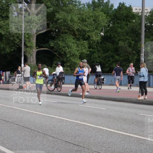 29.06.2025 - hella hamburg halbmarathon Luisa Fischer http://msf.ph/oto/8440091 29.06.2025 09:33:10 Kennedybrücke 15, 15, 20 meine-sportfotos.de