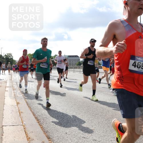 29.06.2025 - hella hamburg halbmarathon Lena Gebhardt http://msf.ph/oto/8440133 29.06.2025 09:52:50 Lombardsbrücke 9213, 16414, 10750, 18920, 4467, 4691, 375, 1012, 1070, 1139, 1163, 1169, 1176, 1220, 1391, 1415, 1512, 1613, 1782, 2048, 2189, 2213, 2233, 2590, 2788, 2970, 3021, 3098, 3109, 3124, 3304, 3852, 3907, 3917, 3928, 4080, 4277, 4497, 4565, 4691, 4915, 4933, 4981, 5007, 5011, 5476, 5477, 5682, 6152, 6550, 6712, 6716, 7005, 7067, 7093, 7147, 7191, 7325, 7432, 7451, 7599, 7843, 7865, 7961, 8145, 8467, 8852, 10741, 10796, 11495, 11679, 11779, 12046, 12772, 13403, 13614, 14257 meine-sportfotos.de