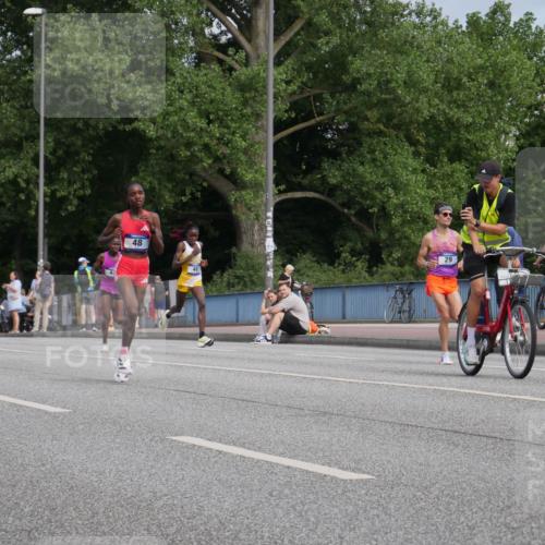 29.06.2025 - hella hamburg halbmarathon Luisa Fischer http://msf.ph/oto/8440407 29.06.2025 09:36:40 Kennedybrücke 48, 29, 43, 46, 48 meine-sportfotos.de