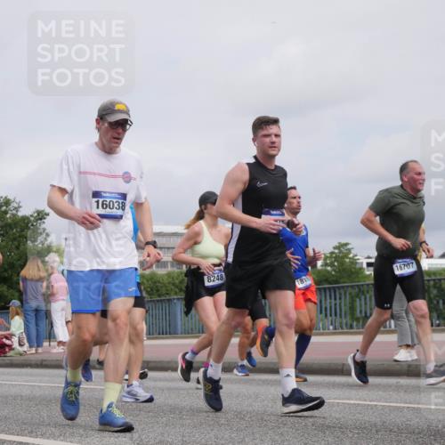 29.06.2025 - hella hamburg halbmarathon Luisa Fischer http://msf.ph/oto/8440547 29.06.2025 10:21:13 Kennedybrücke 473, 14320, 12498, 16038, 8248, 1815, 16707, 12, 1067, 1268, 1298, 1477, 1982, 2087, 2305, 3482, 4194, 4738, 5290, 6332, 7160, 7649, 7882, 7883, 8248, 9539, 9586, 9717, 9734, 9834, 10332, 10831 meine-sportfotos.de