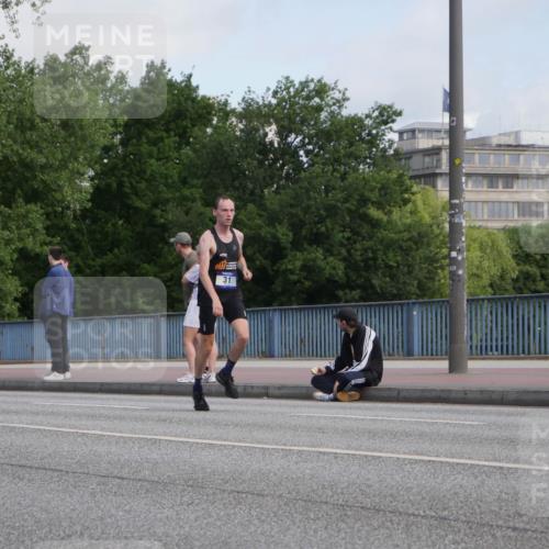 29.06.2025 - hella hamburg halbmarathon Luisa Fischer http://msf.ph/oto/8440682 29.06.2025 09:38:57 Kennedybrücke 0000, 31, 31 meine-sportfotos.de