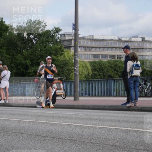 29.06.2025 - hella hamburg halbmarathon Luisa Fischer http://msf.ph/oto/8440885 29.06.2025 09:40:10 Kennedybrücke 4116, 4116 meine-sportfotos.de