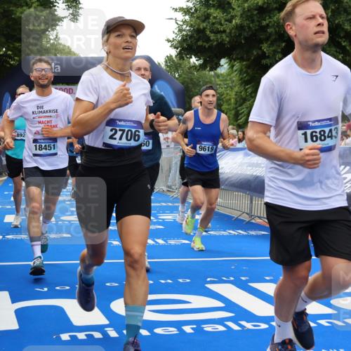 29.06.2025 - hella hamburg halbmarathon Strokosch-Dieckow http://msf.ph/oto/8440958 29.06.2025 10:49:41 Ziel 2504, 2706, 2937, 3060, 3543, 5894, 5978, 6115, 6125, 7332, 9038, 9463, 9551, 9619, 9649, 9723, 9924, 11679, 11975, 11977, 13159, 14794, 15392, 16843, 16877, 17001, 17282, 17753, 18058, 18451, 18926 meine-sportfotos.de