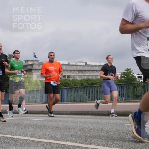 29.06.2025 - hella hamburg halbmarathon Luisa Fischer http://msf.ph/oto/8441401 29.06.2025 10:22:22 Kennedybrücke 15780, 15817, 17238, 5034, 18777, 1325, 1332, 1718, 1755, 2017, 2589, 2895, 3105, 3118, 4110, 4722, 5034, 5080, 5098, 6270, 6542, 6736, 7252, 8575, 8761, 9252, 9270, 9272, 9856, 10124, 10129 meine-sportfotos.de