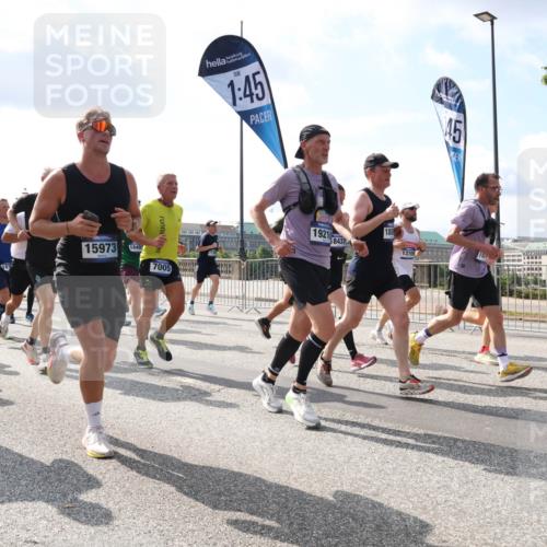 29.06.2025 - hella hamburg halbmarathon Lena Gebhardt http://msf.ph/oto/8441422 29.06.2025 09:52:58 Lombardsbrücke 3021, 19127, 15973, 18407, 7005, 1, 45, 19210, 8437, 188, 13709, 45, 1012, 1070, 1163, 1169, 1176, 1220, 1391, 1415, 1512, 1613, 1735, 1782, 2048, 2189, 2213, 2233, 2234, 2590, 2788, 2970, 3021, 3098, 3109, 3124, 3304, 3907, 3917, 3928, 4080, 4277, 4497, 4691, 4933, 4981, 4997, 5007, 5132, 5476, 5477, 5623, 5682, 6081, 6152, 6712, 6716, 7005, 7067, 7093, 7147, 7191, 7325, 7432, 7450, 7451, 7599, 7843, 7865, 7961, 8063, 8145, 8467, 8664, 10796, 11779, 13403, 13614 meine-sportfotos.de