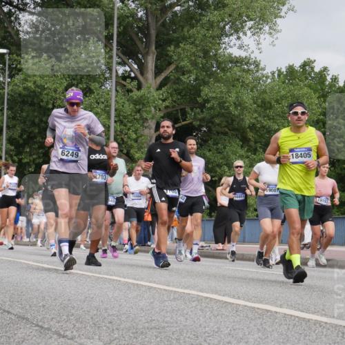 29.06.2025 - hella hamburg halbmarathon Luisa Fischer http://msf.ph/oto/8441566 29.06.2025 10:22:35 Kennedybrücke 5429, 18234, 1827, 1356, 6249, 2703, 640, 7708, 10966, 16951, 18405, 1908, 19193, 18053, 1159, 1160, 1708, 2703, 2812, 4108, 4110, 5449, 6249, 6542, 7143, 8778, 9270, 9272, 9856, 10124, 10540 meine-sportfotos.de