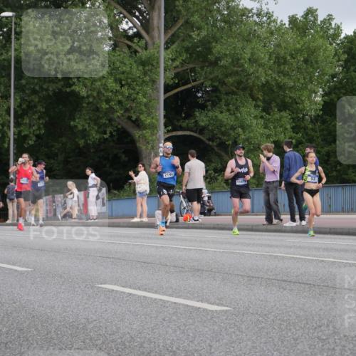 29.06.2025 - hella hamburg halbmarathon Luisa Fischer http://msf.ph/oto/8441666 29.06.2025 09:41:51 Kennedybrücke 2144, 16120, 11678, 53, 2659, 3720, 6380 meine-sportfotos.de