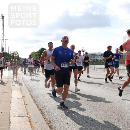 29.06.2025 - hella hamburg halbmarathon Lena Gebhardt http://msf.ph/oto/8441703 29.06.2025 09:53:00 Lombardsbrücke 1176, 10, 1163, 1512, 211, 8145, 19127, 10216, 8722, 1012, 1070, 1163, 1176, 1220, 1391, 1415, 1512, 1613, 1735, 1782, 2048, 2189, 2213, 2233, 2234, 2590, 2788, 2970, 3021, 3098, 3109, 3124, 3304, 3907, 3917, 3928, 4080, 4277, 4497, 4553, 4691, 4933, 4981, 4997, 5007, 5132, 5476, 5477, 5623, 5682, 6081, 6152, 6203, 6712, 6716, 7005, 7067, 7093, 7147, 7191, 7204, 7325, 7450, 7451, 7599, 7765, 7843, 7865, 7961, 8063, 8145, 8467, 8664, 10796, 13403 meine-sportfotos.de