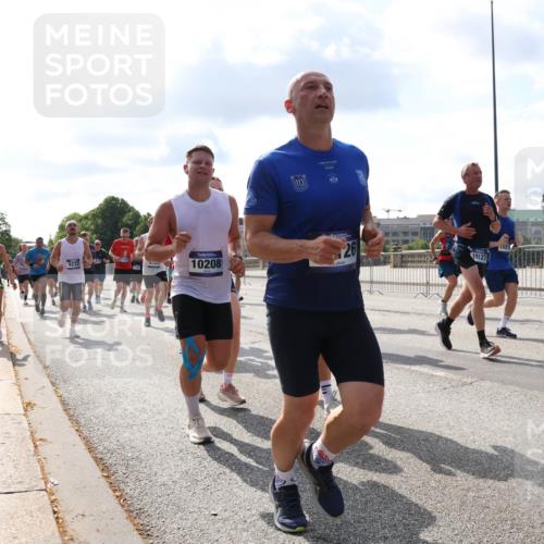29.06.2025 - hella hamburg halbmarathon Lena Gebhardt http://msf.ph/oto/8441738 29.06.2025 09:53:00 Lombardsbrücke 1176, 1163, 9232, 510, 10, 10208, 19127, 1012, 1070, 1163, 1176, 1220, 1391, 1415, 1512, 1613, 1735, 1782, 2048, 2189, 2213, 2233, 2234, 2590, 2788, 2970, 3021, 3098, 3109, 3124, 3304, 3907, 3917, 3928, 4080, 4277, 4497, 4553, 4691, 4933, 4981, 4997, 5007, 5132, 5476, 5477, 5623, 5682, 6081, 6152, 6203, 6712, 6716, 7005, 7067, 7093, 7147, 7191, 7204, 7325, 7450, 7451, 7599, 7765, 7843, 7865, 7961, 8063, 8145, 8467, 8664, 10796, 13403 meine-sportfotos.de