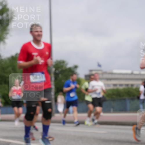 29.06.2025 - hella hamburg halbmarathon Luisa Fischer http://msf.ph/oto/8441750 29.06.2025 10:22:54 Kennedybrücke 3431, 2918, 3631, 4562, 4570, 4979, 5035, 5251, 5397, 5429, 5878, 6796, 6797, 6872, 6874, 6939, 7248, 7647, 7836, 10349, 10594 meine-sportfotos.de