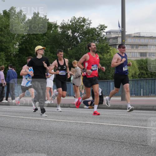 29.06.2025 - hella hamburg halbmarathon Luisa Fischer http://msf.ph/oto/8441760 29.06.2025 09:41:57 Kennedybrücke 265, 14933, 16120, 372, 53, 2659, 3720 meine-sportfotos.de