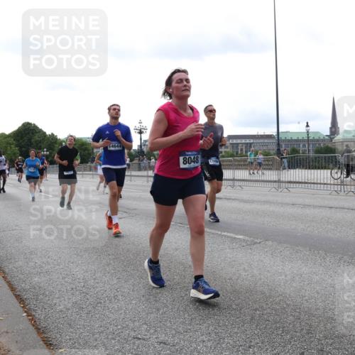 29.06.2025 - hella hamburg halbmarathon Lena Gebhardt http://msf.ph/oto/8441787 29.06.2025 10:29:29 Lombardsbrücke 1230, 14644, 8048, 17496, 1063, 1230, 1661, 2688, 3179, 3311, 3524, 4349, 4373, 4395, 4982, 5350, 6285, 6345, 6725, 7169, 7449, 7517, 7832, 8048, 8812, 9714, 9937, 10198, 10322, 10641, 10808, 10996, 11249, 11269, 11444, 11634, 11792, 11803, 11989, 12086, 12099, 12216, 12227, 12404, 12958, 13090, 13382, 13810, 14644, 15952, 15955, 16306, 16659, 16662, 16673, 16676, 17496, 17945, 18298, 18299, 18385, 18414 meine-sportfotos.de