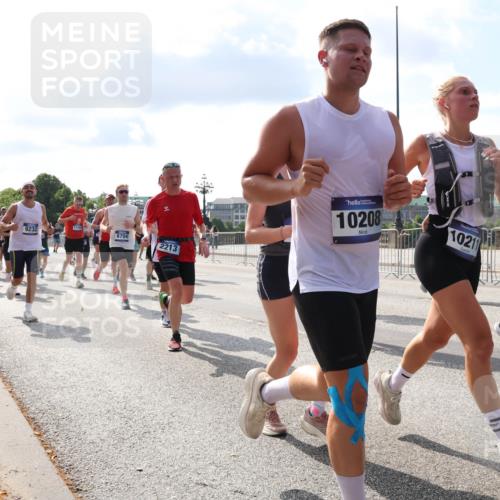 29.06.2025 - hella hamburg halbmarathon Lena Gebhardt http://msf.ph/oto/8441856 29.06.2025 09:53:01 Lombardsbrücke 1163, 9232, 11153, 8704, 2213, 10208, 10211, 19127, 1012, 1070, 1163, 1176, 1220, 1391, 1415, 1512, 1613, 1735, 1759, 1782, 2048, 2189, 2213, 2233, 2234, 2590, 2788, 2970, 3021, 3098, 3109, 3124, 3304, 3907, 3917, 3928, 4080, 4277, 4497, 4553, 4691, 4933, 4981, 4997, 5007, 5132, 5476, 5477, 5623, 5624, 5682, 6081, 6152, 6203, 6712, 6716, 7005, 7067, 7093, 7147, 7191, 7204, 7325, 7450, 7451, 7599, 7765, 7843, 7865, 7961, 8063, 8145, 8467, 8664, 10796 meine-sportfotos.de