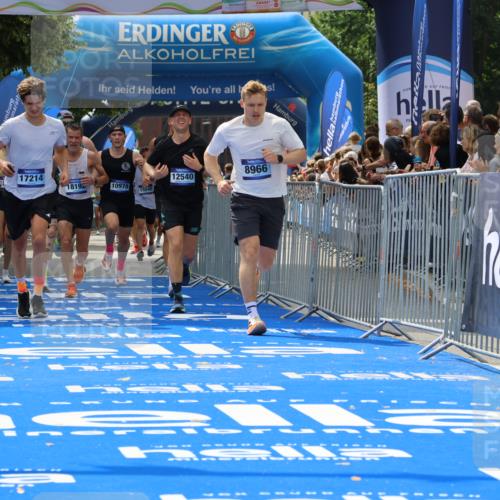 29.06.2025 - hella hamburg halbmarathon Strokosch-Dieckow http://msf.ph/oto/8441890 29.06.2025 10:40:28 Ziel 6649, 7284, 8370, 8966, 10978, 11767, 12365, 12540, 14924, 15015, 15164, 15247, 17214, 17245, 17916, 18192 meine-sportfotos.de
