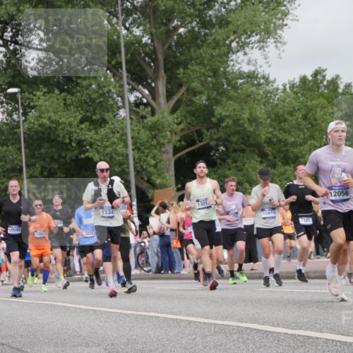 29.06.2025 - hella hamburg halbmarathon Luisa Fischer http://msf.ph/oto/8442049 29.06.2025 10:23:28 Kennedybrücke 914, 1046, 10595, 1069, 5831, 1534, 588, 13013, 15619, 7101, 12056, 1046, 1069, 1154, 1474, 1534, 3733, 4422, 5659, 5831, 5937, 7101, 7519, 7739, 7808, 8462, 8588, 9136, 10414, 10595 meine-sportfotos.de