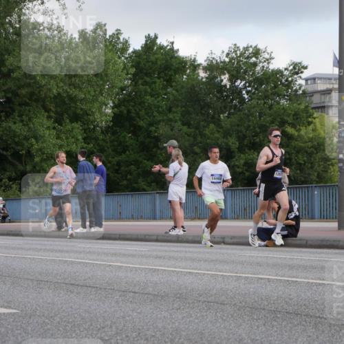 29.06.2025 - hella hamburg halbmarathon Luisa Fischer http://msf.ph/oto/8442152 29.06.2025 09:42:22 Kennedybrücke 15, 16988, 1261, 9447 meine-sportfotos.de