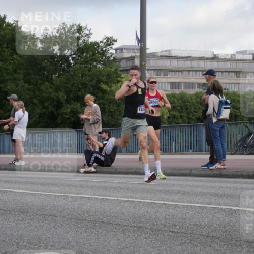 29.06.2025 - hella hamburg halbmarathon Luisa Fischer http://msf.ph/oto/8442171 29.06.2025 09:42:30 Kennedybrücke 1231, 16068, 5253, 6816, 9151, 9447, 9475 meine-sportfotos.de
