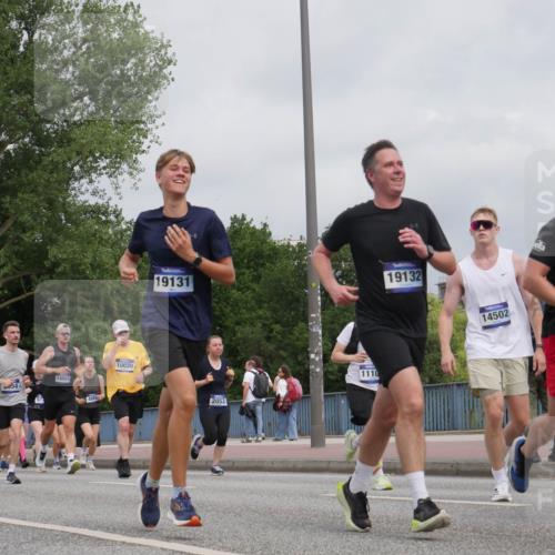 29.06.2025 - hella hamburg halbmarathon Luisa Fischer http://msf.ph/oto/8442256 29.06.2025 10:23:44 Kennedybrücke 34, 14503, 486, 10039, 19131, 19132, 2053, 1110, 14502, 12977, 1011, 2053, 2064, 2834, 3842, 4154, 4166, 4288, 4754, 4869, 5181, 6951, 7131, 8025, 8738, 9873, 10039, 10613, 10647, 10754 meine-sportfotos.de