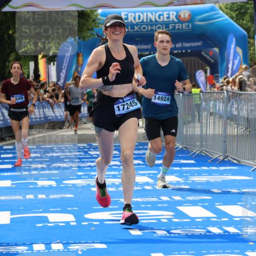 29.06.2025 - hella hamburg halbmarathon Strokosch-Dieckow http://msf.ph/oto/8442314 29.06.2025 10:40:22 Ziel 5803, 6649, 8370, 8966, 10978, 14699, 14924, 15247, 17245, 17916 meine-sportfotos.de