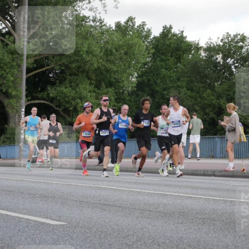 29.06.2025 - hella hamburg halbmarathon Luisa Fischer http://msf.ph/oto/8442965 29.06.2025 09:43:52 Kennedybrücke 2892, 1196, 7862, 7142, 16169, 6559, 13440, 1264, 18897, 2892, 6559, 7862 meine-sportfotos.de