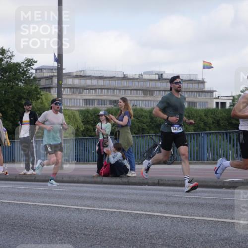 29.06.2025 - hella hamburg halbmarathon Luisa Fischer http://msf.ph/oto/8443140 29.06.2025 09:44:09 Kennedybrücke 14652, 1241, 2604, 10485 meine-sportfotos.de