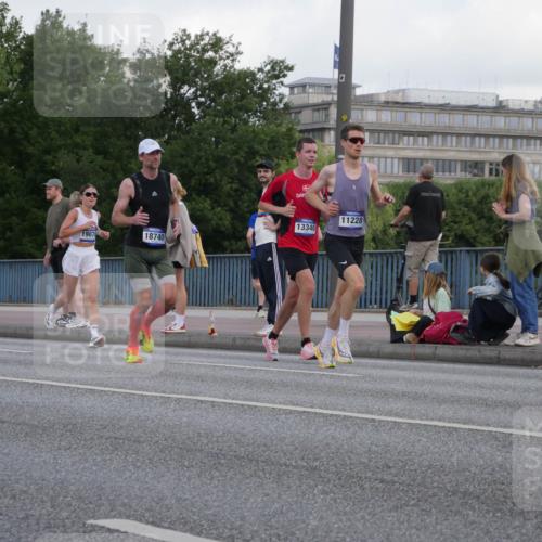 29.06.2025 - hella hamburg halbmarathon Luisa Fischer http://msf.ph/oto/8443671 29.06.2025 09:44:54 Kennedybrücke 19076, 18740, 13346, 11228 meine-sportfotos.de