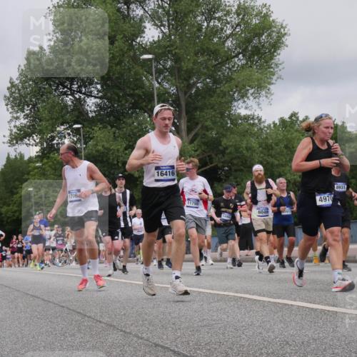 29.06.2025 - hella hamburg halbmarathon Luisa Fischer http://msf.ph/oto/8443792 29.06.2025 10:25:46 Kennedybrücke 1706, 16416, 11798, 6049, 0917, 14906, 4970, 8931, 16143, 10065, 2479, 2886, 3430, 3995, 4131, 4366, 4559, 4970, 6049, 6820, 6826, 6899, 7188, 7190, 7276, 7925, 8855, 8931, 10065, 10210, 10739 meine-sportfotos.de