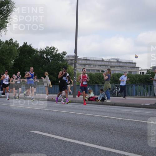 29.06.2025 - hella hamburg halbmarathon Luisa Fischer http://msf.ph/oto/8443884 29.06.2025 09:45:07 Kennedybrücke 1252, 5301, 12341, 12992, 4338, 9097, 9385 meine-sportfotos.de