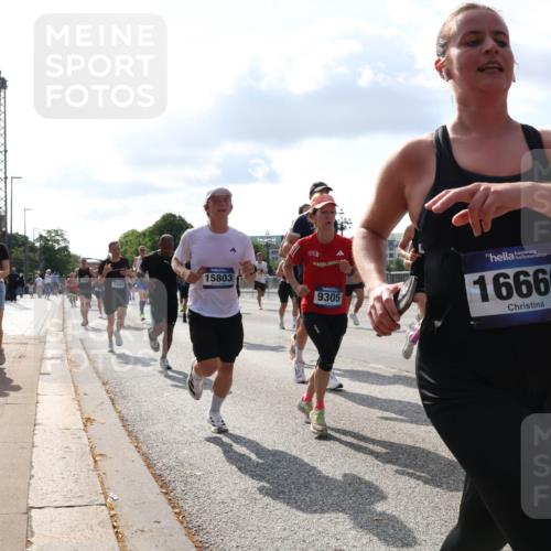 29.06.2025 - hella hamburg halbmarathon Lena Gebhardt http://msf.ph/oto/8444672 29.06.2025 09:53:17 Lombardsbrücke 1558, 15803, 9305, 5624, 16666, 1012, 1070, 1163, 1391, 1466, 1558, 1735, 1750, 1759, 1782, 2048, 2213, 2233, 2234, 2365, 2402, 2590, 2623, 2788, 2970, 3021, 3098, 3146, 3304, 3414, 3907, 3917, 3928, 4091, 4277, 4310, 4553, 4691, 4933, 4981, 4997, 5022, 5132, 5460, 5476, 5623, 5624, 5682, 5692, 6071, 6081, 6152, 6203, 6282, 6375, 6460, 6712, 6716, 6903, 7005, 7093, 7147, 7204, 7322, 7325, 7450, 7599, 7765, 8063, 8145, 8467, 8664, 9126, 13009 meine-sportfotos.de