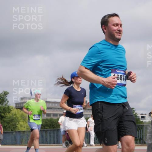 29.06.2025 - hella hamburg halbmarathon Luisa Fischer http://msf.ph/oto/8444799 29.06.2025 10:26:48 Kennedybrücke 13604, 14334, 974, 6874, 1003, 1048, 1382, 2125, 3457, 7820, 8181, 8716, 9877 meine-sportfotos.de