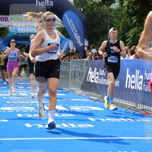29.06.2025 - hella hamburg halbmarathon Strokosch-Dieckow http://msf.ph/oto/8445164 29.06.2025 10:39:34 Ziel 1343, 1358, 4398, 4888, 7152, 7154, 9116, 9265, 11284, 11806, 14077, 15094, 15336, 15828, 15965, 16761, 17215, 17360, 17425, 18154, 18285, 18803 meine-sportfotos.de