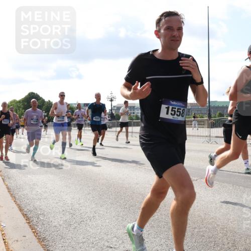 29.06.2025 - hella hamburg halbmarathon Lena Gebhardt http://msf.ph/oto/8445174 29.06.2025 09:53:19 Lombardsbrücke 17729, 5022, 13690, 4091, 1558, 1012, 1391, 1466, 1558, 1735, 1750, 1759, 1782, 2048, 2213, 2233, 2234, 2365, 2402, 2590, 2623, 2788, 2970, 3021, 3098, 3146, 3186, 3304, 3414, 3907, 3917, 3928, 4091, 4310, 4553, 4981, 4997, 5022, 5132, 5460, 5476, 5623, 5624, 5682, 5692, 6071, 6081, 6152, 6203, 6282, 6375, 6460, 6712, 6716, 6903, 7005, 7093, 7147, 7204, 7322, 7450, 7765, 8063, 8145, 8467, 8664, 9126, 9626, 9965, 13009 meine-sportfotos.de