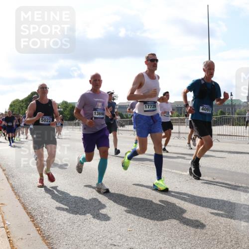 29.06.2025 - hella hamburg halbmarathon Lena Gebhardt http://msf.ph/oto/8445378 29.06.2025 09:53:21 Lombardsbrücke 5022, 13690, 17729, 4091, 1012, 1391, 1466, 1558, 1735, 1750, 1759, 2048, 2213, 2234, 2365, 2402, 2590, 2623, 2788, 2970, 3021, 3098, 3146, 3186, 3304, 3414, 3907, 3917, 3928, 4091, 4310, 4553, 4981, 4997, 5022, 5132, 5460, 5623, 5624, 5682, 5692, 6071, 6081, 6152, 6203, 6282, 6375, 6460, 6712, 6716, 6903, 7005, 7093, 7147, 7204, 7322, 7450, 7765, 8063, 8145, 8467, 8664, 9126, 9626, 9723, 9965, 13009 meine-sportfotos.de