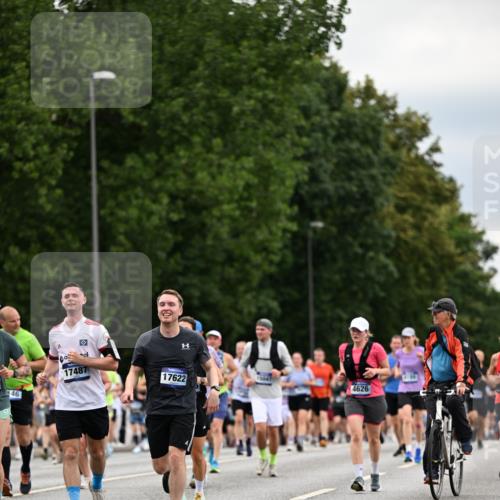 29.06.2025 - hella hamburg halbmarathon Dr. Thomas Lammeyer http://msf.ph/oto/8445440 29.06.2025 10:58:07 Kennedybrücke 1017, 1789, 1900, 1984, 2079, 2146, 2528, 2701, 3226, 4591, 4626, 4801, 5514, 5562, 5804, 5817, 5857, 6273, 6913, 7068, 7611, 7876, 8189, 8212, 8906, 8924, 9103, 9531, 9545, 9685, 10175, 11390 meine-sportfotos.de