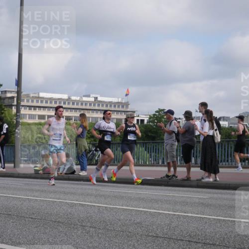 29.06.2025 - hella hamburg halbmarathon Luisa Fischer http://msf.ph/oto/8445458 29.06.2025 09:46:38 Kennedybrücke 15655, 19114, 10790, 1065, 3075, 3968, 7349, 9047, 10790 meine-sportfotos.de