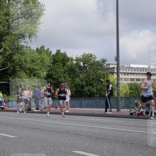 29.06.2025 - hella hamburg halbmarathon Luisa Fischer http://msf.ph/oto/8445668 29.06.2025 09:46:47 Kennedybrücke 4678, 8567, 2879, 1065, 2879, 3845, 4678, 7349 meine-sportfotos.de