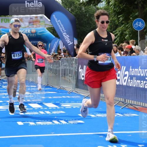 29.06.2025 - hella hamburg halbmarathon Strokosch-Dieckow http://msf.ph/oto/8445852 29.06.2025 10:39:25 Ziel 1343, 2546, 2972, 6037, 6152, 7152, 7154, 8346, 9116, 9265, 12335, 12372, 14359, 15013, 15336, 15866, 15965 meine-sportfotos.de