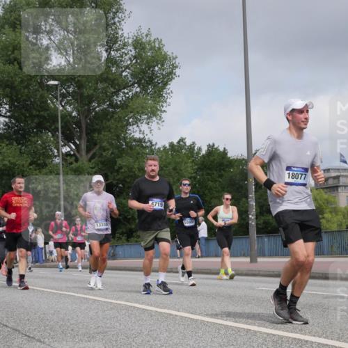 29.06.2025 - hella hamburg halbmarathon Luisa Fischer http://msf.ph/oto/8445909 29.06.2025 10:27:58 Kennedybrücke 14481, 3421, 6521, 13380, 4719, 10907, 18077, 18105, 1389, 2944, 3421, 4719, 5358, 6524, 6526, 7975, 8167 meine-sportfotos.de